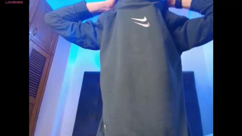  W O L F  online show from 09/26/25, 11:58