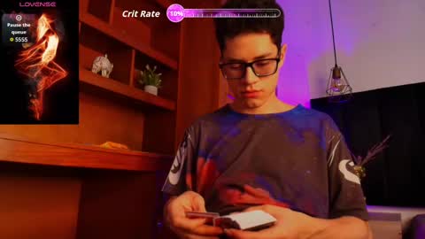  W O L F  online show from 10/03/25, 11:51