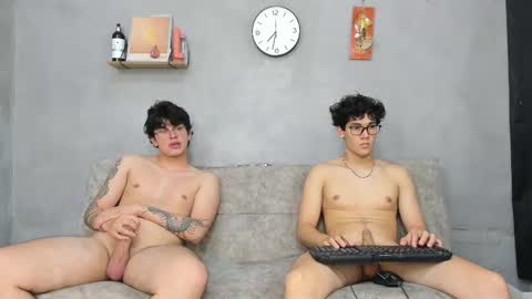 Brayan 8 - Blerth 3 - Alejandro  online show from 11/24/25, 12:32