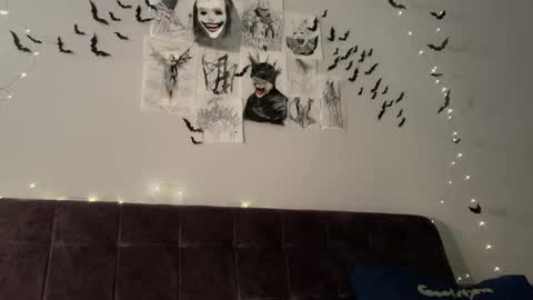 Stia online show from 10/23/25, 05:51