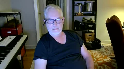 Snapshot of woodman60proton chatting on 11/20/25, 02:34 woodman60proton online show from 11/20/25, 02:34