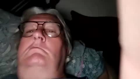 woodpecker115 online show from 10/29/25, 09:55