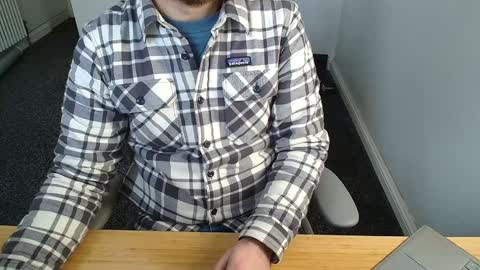 Snapshot of wooyay chatting on 12/06/24, 10:38 Wooyay online show from 12/06/24, 10:38