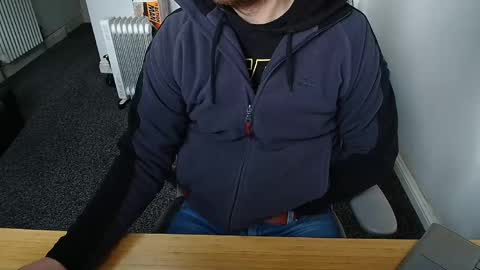 Snapshot of wooyay chatting on 02/21/25, 10:50 Wooyay online show from 02/21/25, 10:50