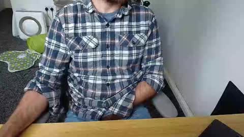 Snapshot of wooyay chatting on 09/18/25, 01:57 Wooyay online show from 09/18/25, 01:57