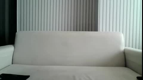 Snapshot of wooziemoo325 chatting on 10/24/25, 03:14 Steve Brand online show from 10/24/25, 03:14