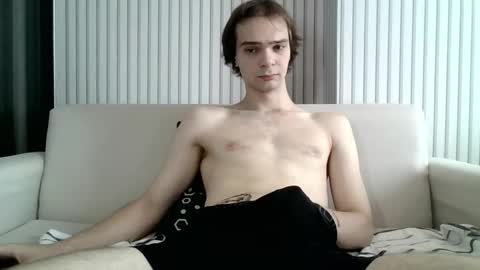 Snapshot of wooziemoo325 chatting on 11/11/25, 02:55 Steve Brand online show from 11/11/25, 02:55