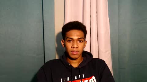 Snapshot of worshipmycockxxx chatting on 01/26/25, 12:01 Josh This is my new account now online show from 01/26/25, 12:01