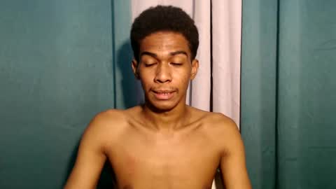 Snapshot of worshipmycockxxx chatting on 02/16/25, 09:48 Josh This is my new account now online show from 02/16/25, 09:48