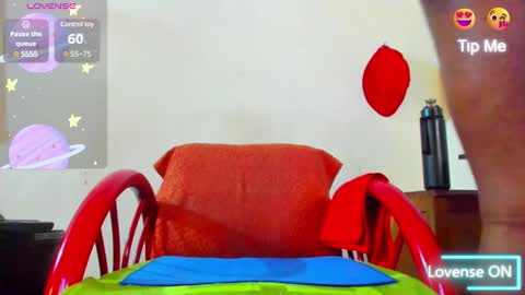 Snapshot of wotton_17 chatting on 02/06/25, 12:33 Cristofer online show from 02/06/25, 12:33