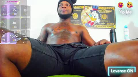 Snapshot of wotton_17 chatting on 02/24/25, 07:41 Cristofer online show from 02/24/25, 07:41