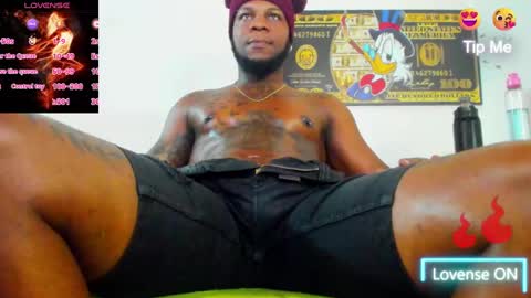 Snapshot of wotton_17 chatting on 10/25/25, 07:30 Cristofer online show from 10/25/25, 07:30