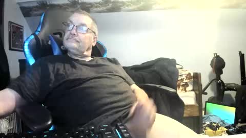 wowsers2022 online show from 10/25/25, 08:11