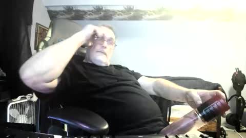 wowsers2022 online show from 11/20/25, 02:12