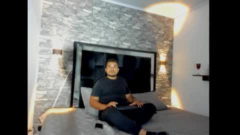 wstudios96 online show from 11/25/25, 06:30