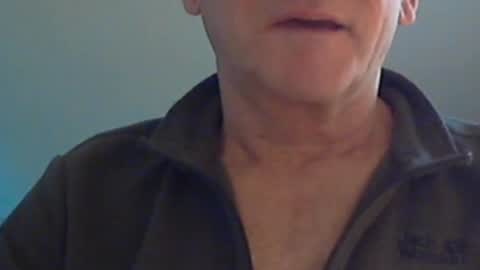 Snapshot of wuki123 chatting on 12/29/24, 12:23 Wuki online show from 12/29/24, 12:23