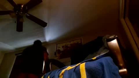 wvuguy1986 online show from 12/22/24, 06:04