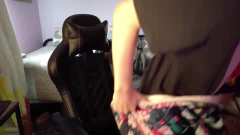 Wyatt online show from 10/10/25, 09:58