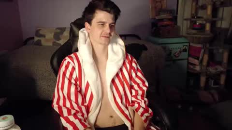 Wyatt online show from 10/12/25, 06:34