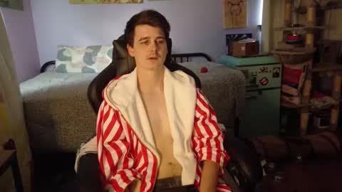 Wyatt online show from 10/13/25, 10:32