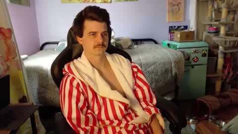 Wyatt online show from 11/07/25, 06:19