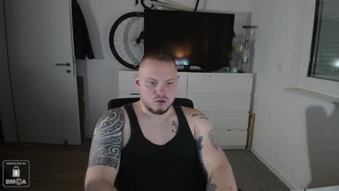 x19marco93x online show from 12/12/24, 08:32