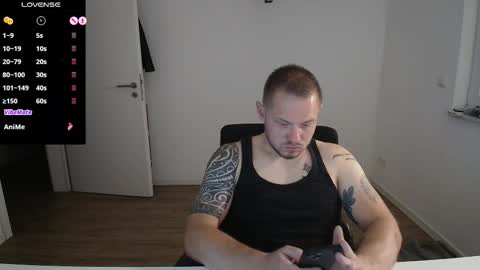 x19marco93x online show from 09/28/25, 06:13