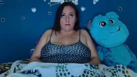 Snapshot of x_channel_x chatting on 09/11/25, 04:34 Karen online show from 09/11/25, 04:34