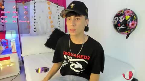 xaanderGrey online show from 10/24/25, 07:43