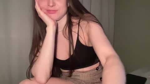 Snapshot of xald03 chatting on 01/20/25, 09:22 Lovik online show from 01/20/25, 09:22