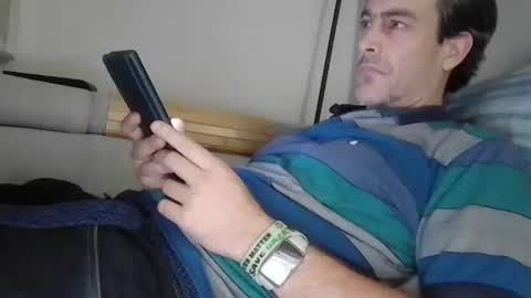 xalegarmax online show from 10/21/25, 10:21