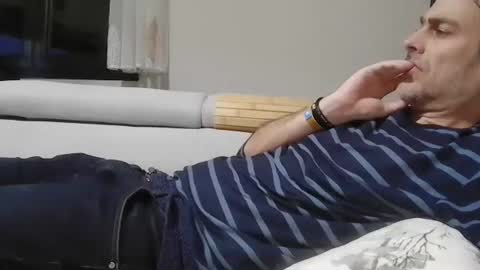 xalegarmax online show from 10/23/25, 11:14