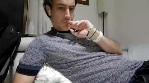 xalegarmax online show from 10/28/25, 11:51