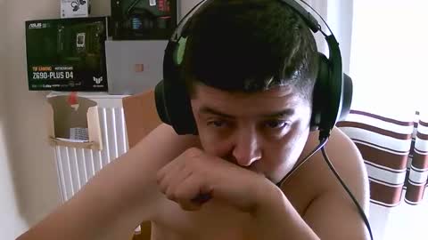 Snapshot of xander717742 chatting on 09/12/25, 07:52 arab bigdick online show from 09/12/25, 07:52