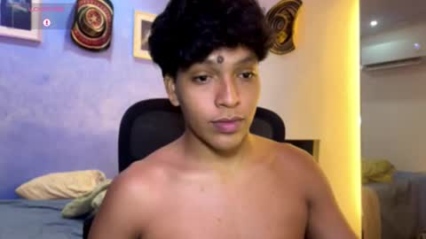 Snapshot of xander_bonnet1 chatting on 11/26/25, 04:30 Xander bonnet online show from 11/26/25, 04:30