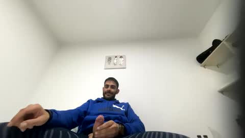 xavi3200 online show from 12/08/24, 08:25