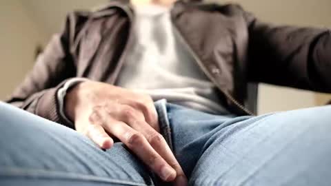 Snapshot of xavierloyd3 chatting on 10/27/25, 04:11 xavierloyd3 online show from 10/27/25, 04:11