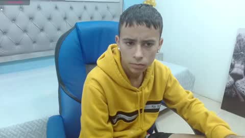 xavii_18_ online show from 01/23/25, 03:32