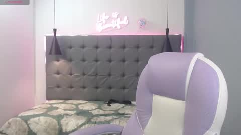 xavii_18_ online show from 03/11/25, 12:39