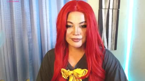 Snapshot of xcalisthra_69x chatting on 10/22/25, 04:29 Godess Lucy online show from 10/22/25, 04:29
