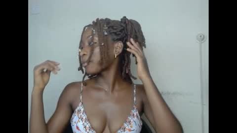 Snapshot of xcreamypussy chatting on 12/25/24, 08:07 xcreamypussy online show from 12/25/24, 08:07