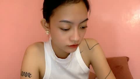 Snapshot of xcxccy19 chatting on 12/28/24, 01:06 Sachi Cy online show from 12/28/24, 01:06