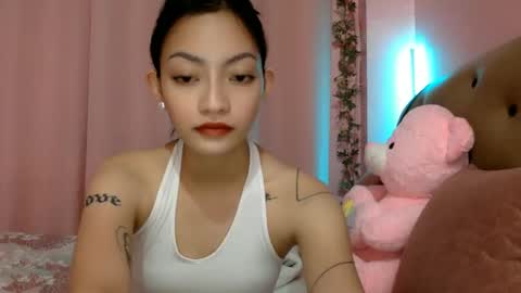 Snapshot of xcxccy19 chatting on 01/28/25, 08:47 Sachi Cy online show from 01/28/25, 08:47