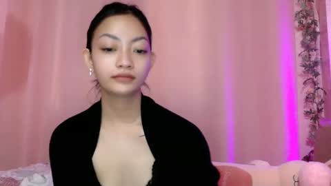 Snapshot of xcxccy19 chatting on 02/03/25, 03:31 Sachi Cy online show from 02/03/25, 03:31