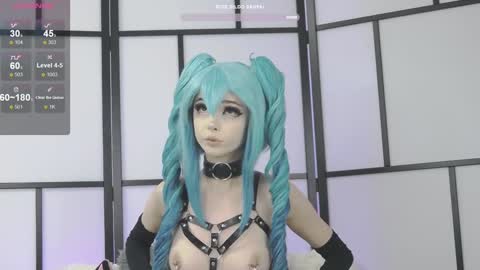 Snapshot of xenomy chatting on 01/15/25, 05:19 xenomy online show from 01/15/25, 05:19