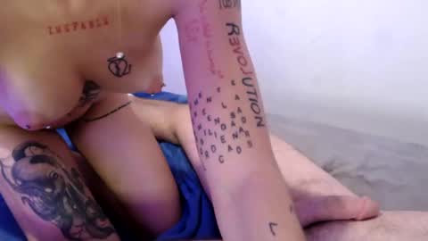 xesfinge online show from 12/24/24, 05:23