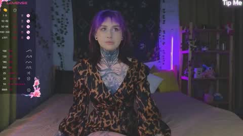 Snapshot of xexotic_babyx chatting on 11/12/25, 09:47 Ann online show from 11/12/25, 09:47