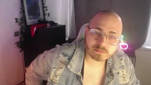 Snapshot of xfabian_love chatting on 09/23/25, 09:34 F A B I A N online show from 09/23/25, 09:34
