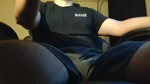 Snapshot of xghost94_ chatting on 10/02/25, 04:19 Ghost online show from 10/02/25, 04:19