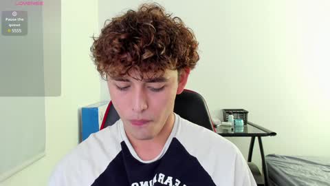 Snapshot of xhans17 chatting on 12/14/24, 07:29 xhan online show from 12/14/24, 07:29